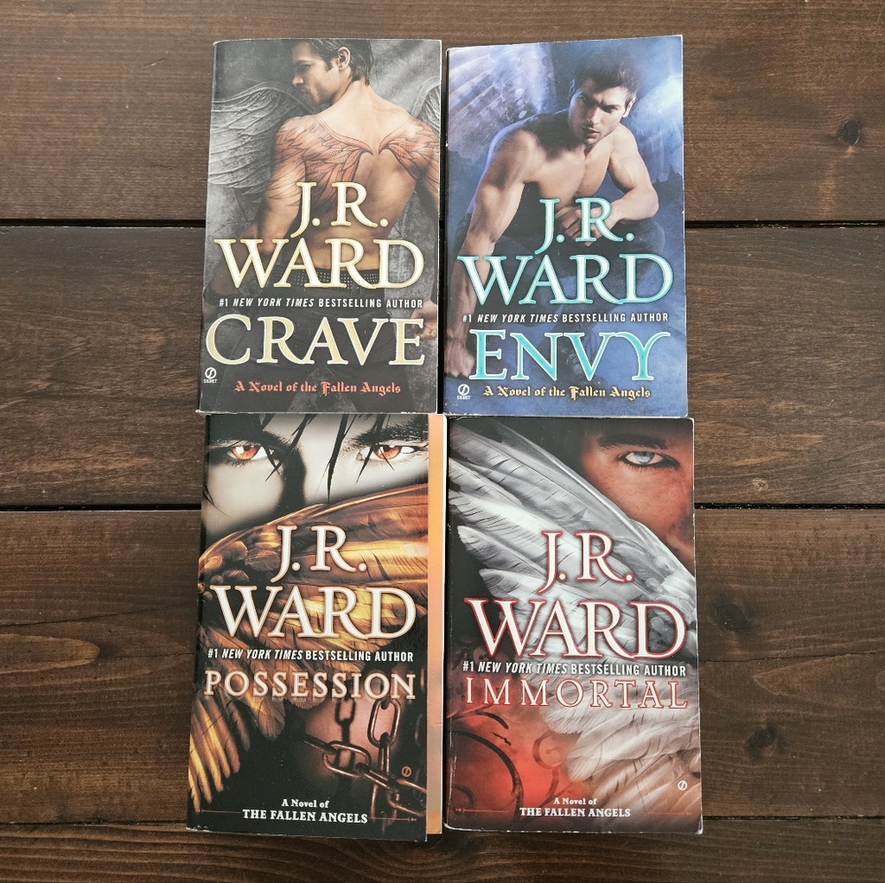 J.R. Ward Fallen Angels Series (4) Pb Book‎ Lot Crave Envy Possession Immortal